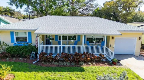 1109 Commodore Street Clearwater FL 33755