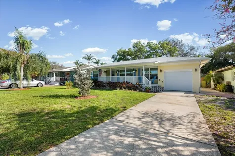 1109 Commodore Street Clearwater FL 33755