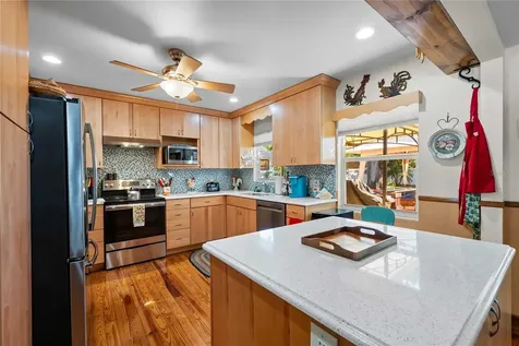 1109 Commodore Street Clearwater FL 33755