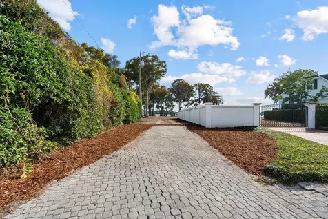 127 Whitecaps Circle Maitland FL 32751