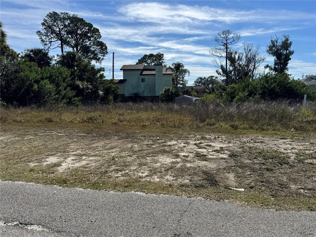 523 Doric Court Tarpon Springs FL 34689