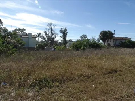 523 Doric Court Tarpon Springs FL 34689