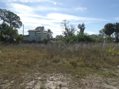 523 Doric Court Tarpon Springs FL 34689