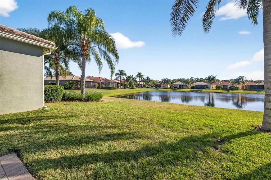 15737 Crystal Waters Drive Wimauma FL 33598