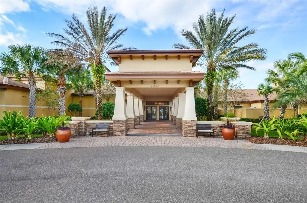 15737 Crystal Waters Drive Wimauma FL 33598