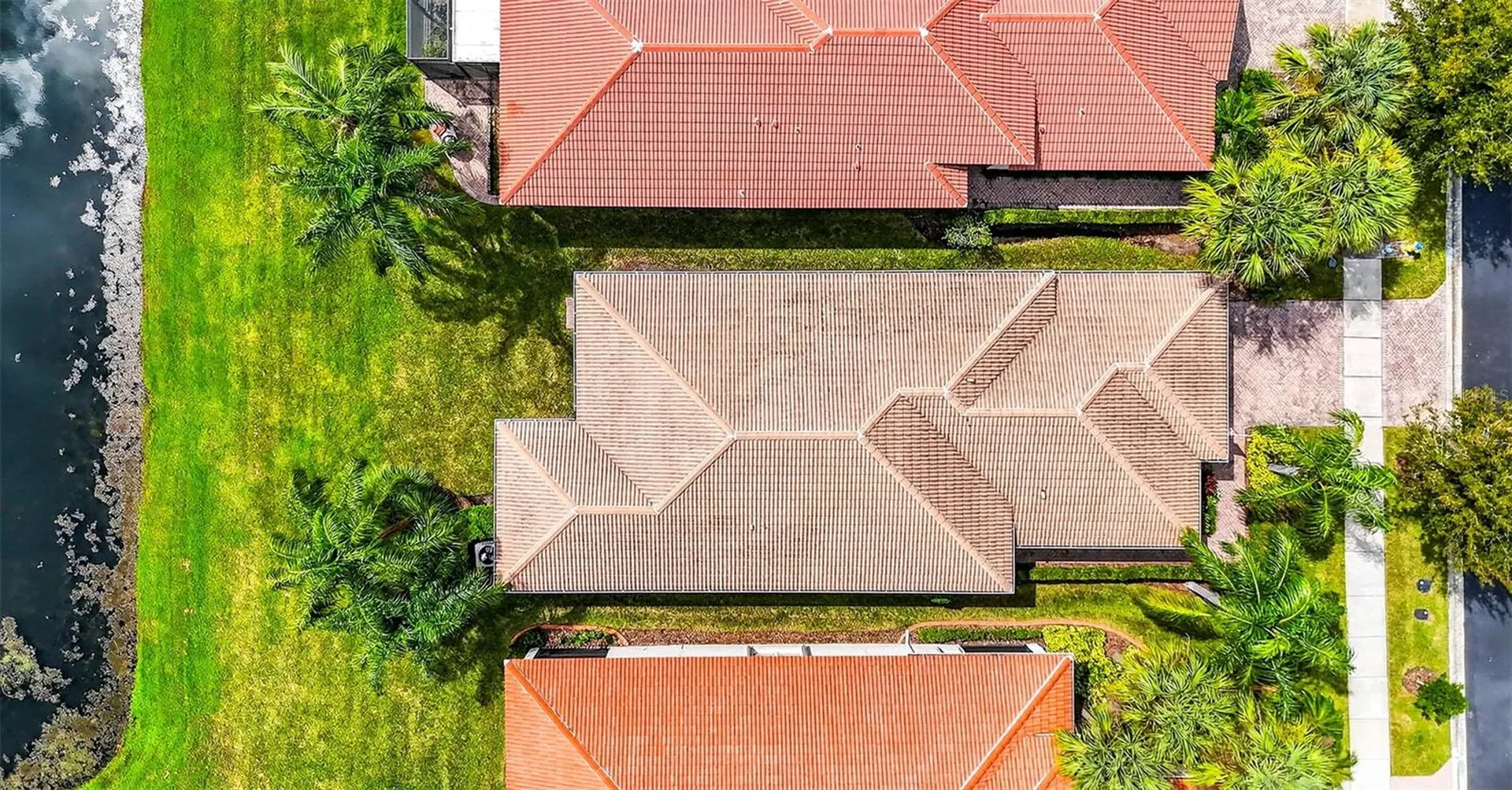 15737 Crystal Waters Drive Wimauma FL 33598