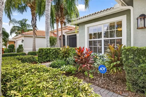 15737 Crystal Waters Drive Wimauma FL 33598