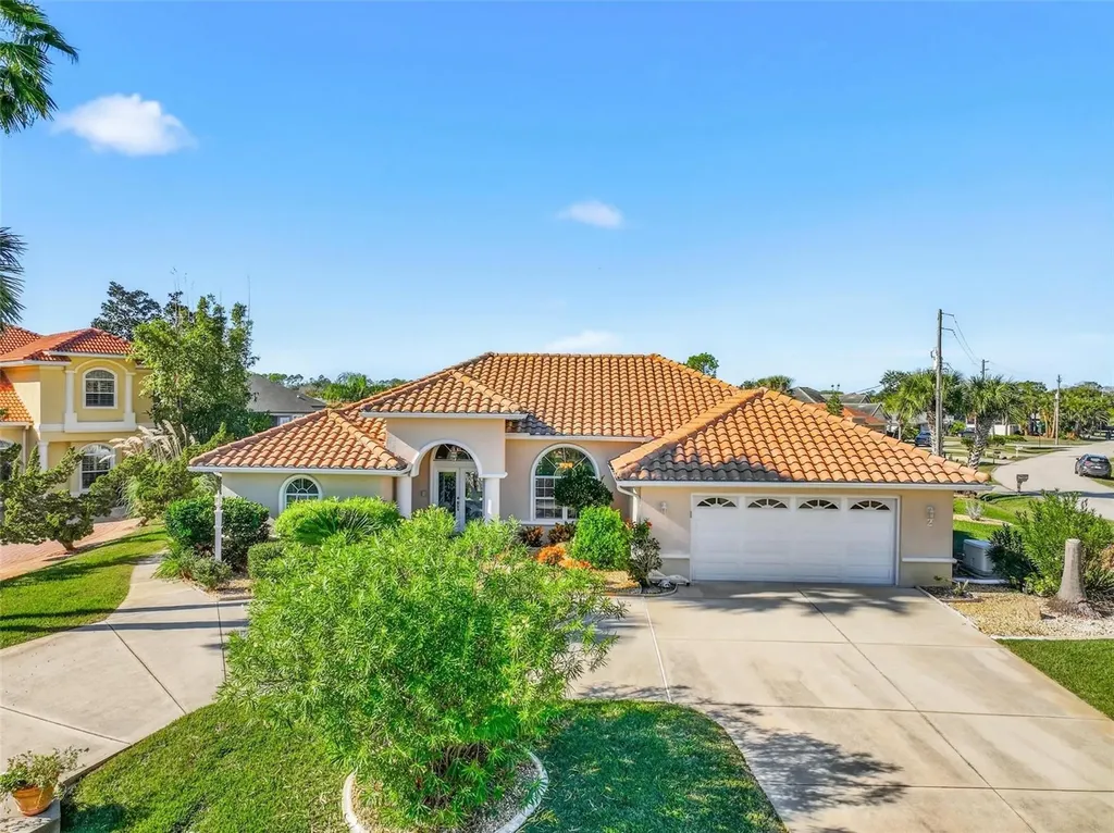 2 Cher Court Palm Coast FL 32137