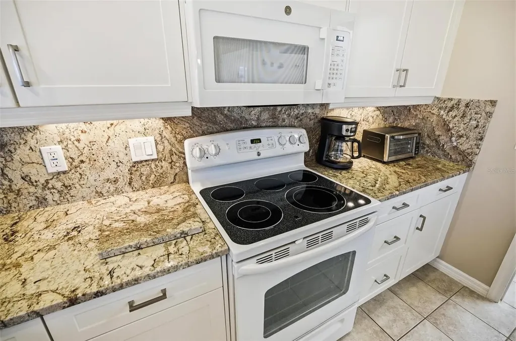 2 Cher Court Palm Coast FL 32137
