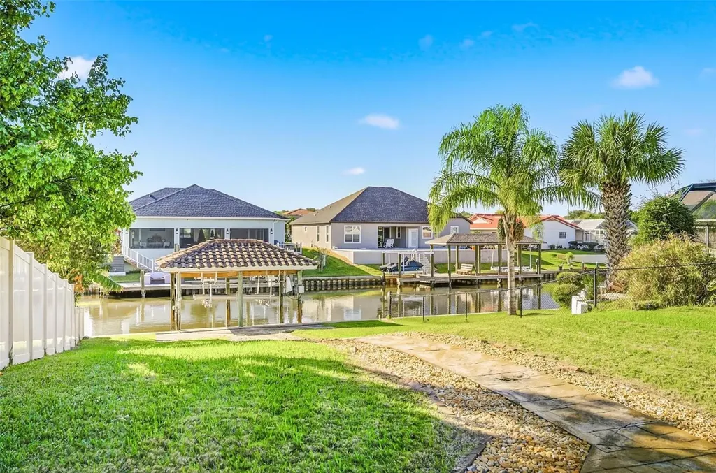2 Cher Court Palm Coast FL 32137
