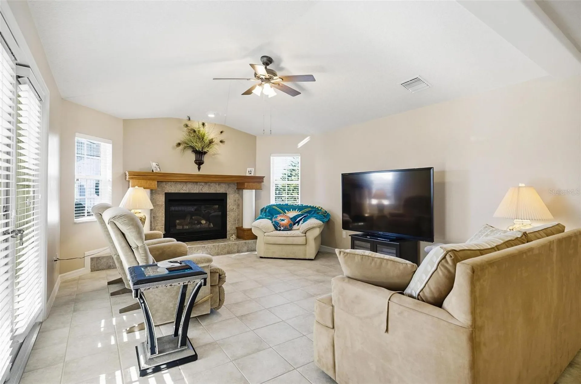 2 Cher Court Palm Coast FL 32137