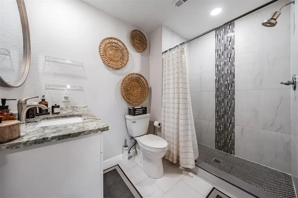 200 Meres Boulevard Tarpon Springs FL 34689