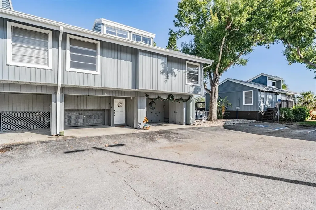 200 Meres Boulevard Tarpon Springs FL 34689
