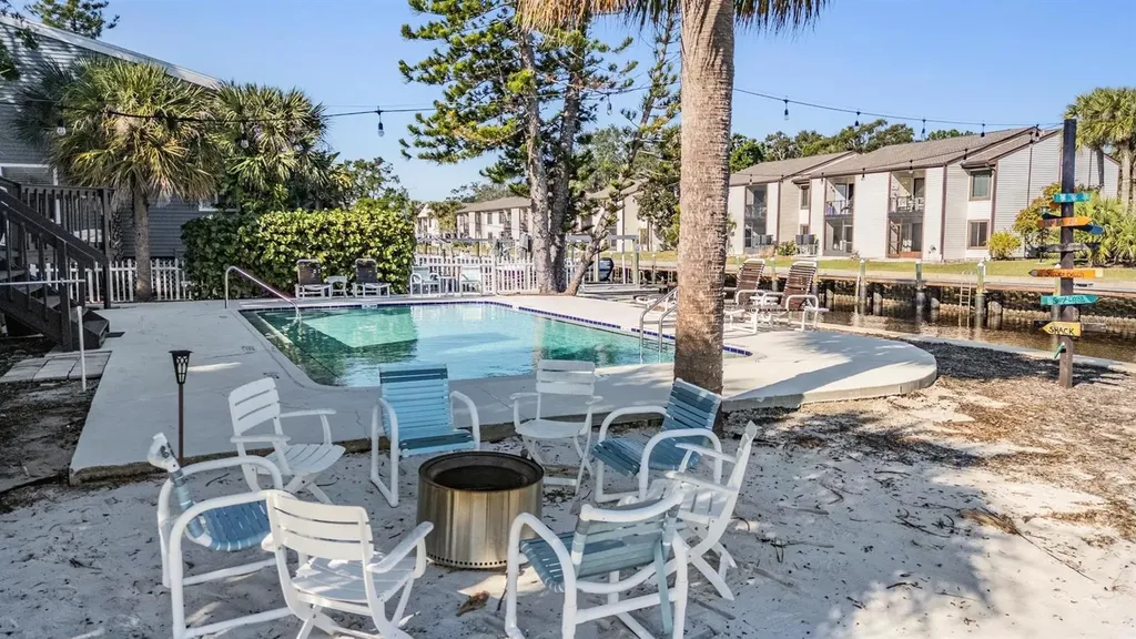 200 Meres Boulevard Tarpon Springs FL 34689