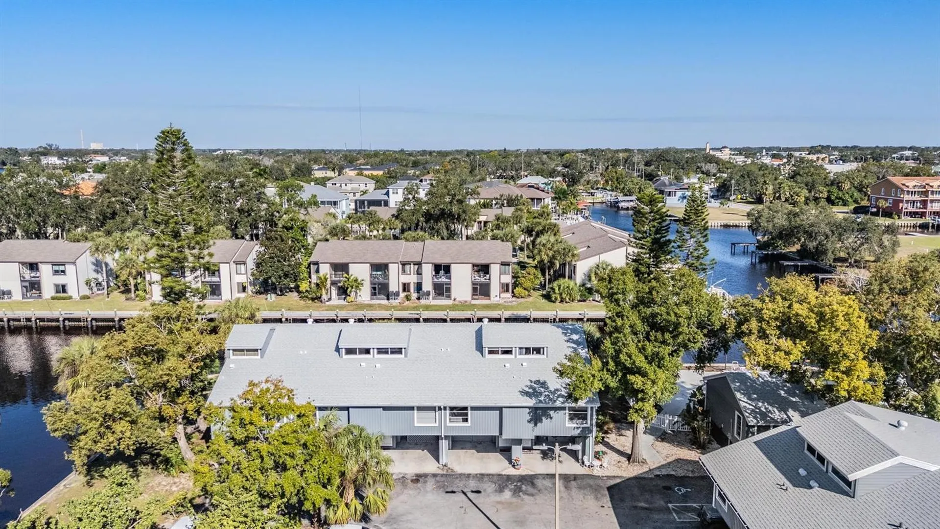 200 Meres Boulevard Tarpon Springs FL 34689