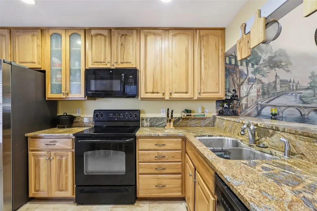 456 Thanington Close Palm Harbor FL 34683