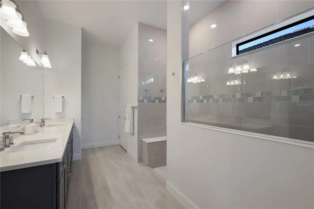 18025 Northwood Place Bradenton FL 34202