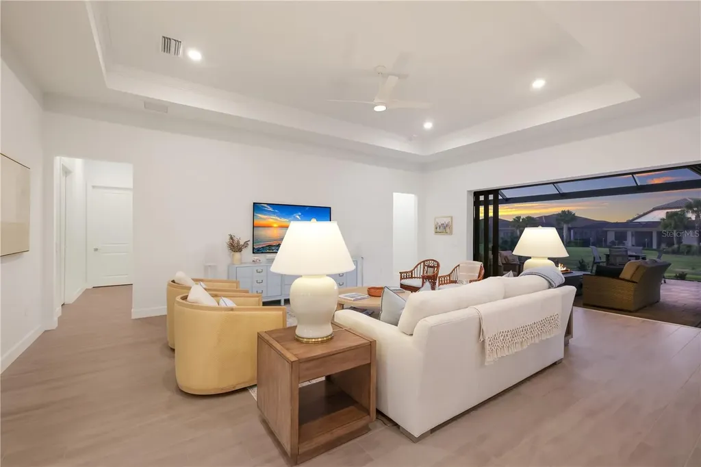 18025 Northwood Place Bradenton FL 34202