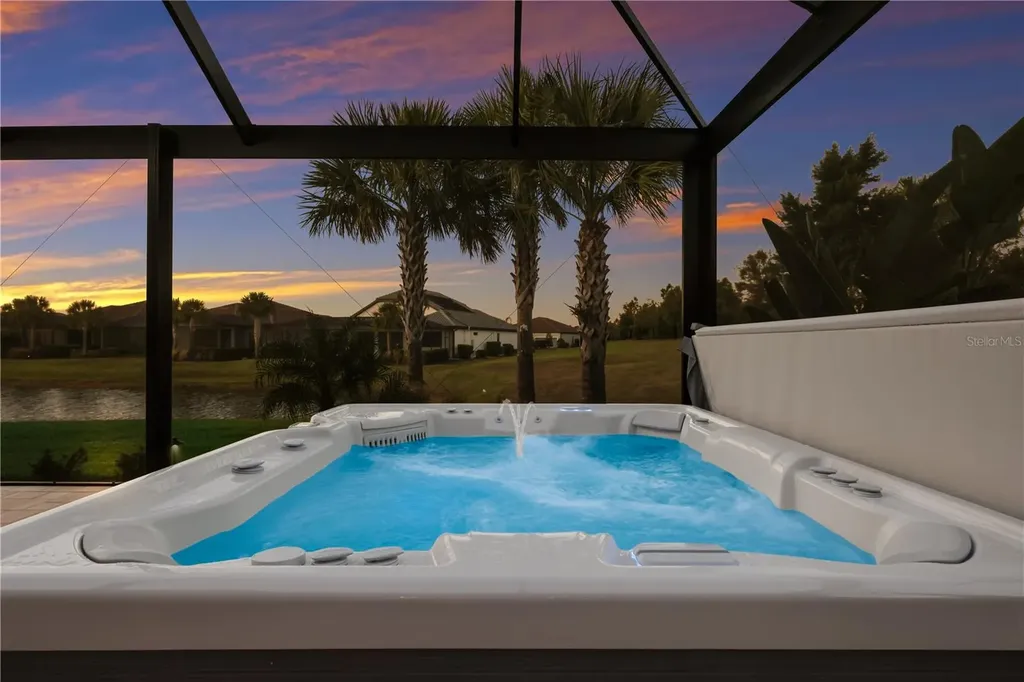 18025 Northwood Place Bradenton FL 34202