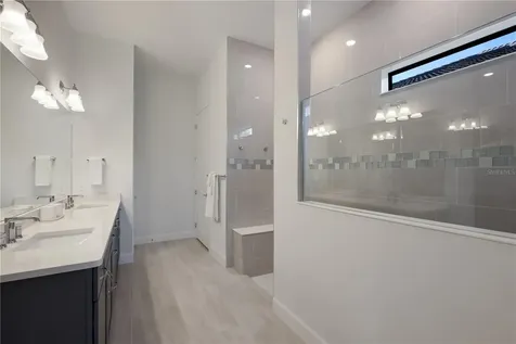 18025 Northwood Place Bradenton FL 34202