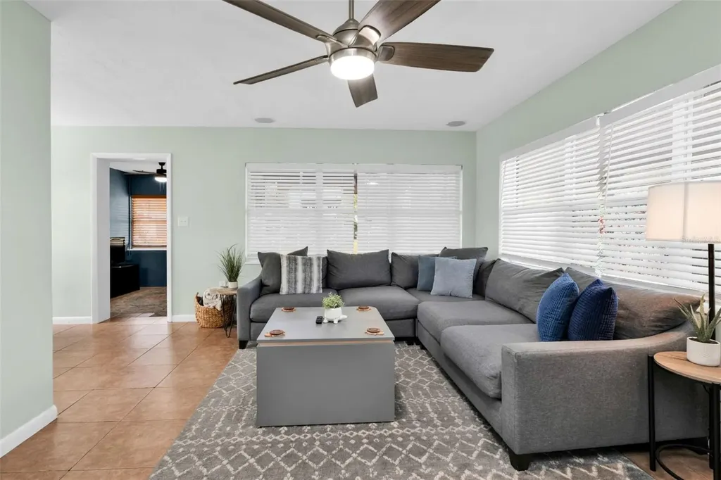 419 E Mckenzie Street Punta Gorda FL 33950