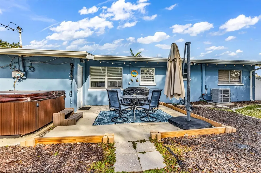 419 E Mckenzie Street Punta Gorda FL 33950