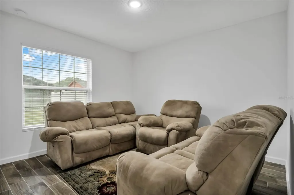 607 Bear Court Kissimmee FL 34759
