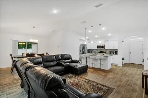 607 Bear Court Kissimmee FL 34759