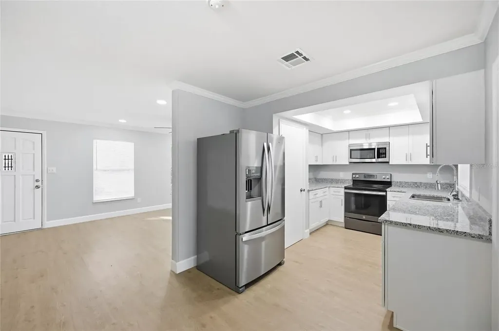 207 Waverly Drive Fern Park FL 32730
