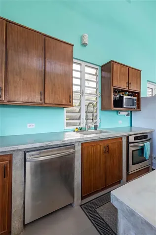 160 Calle Colina Vieques PR 00765