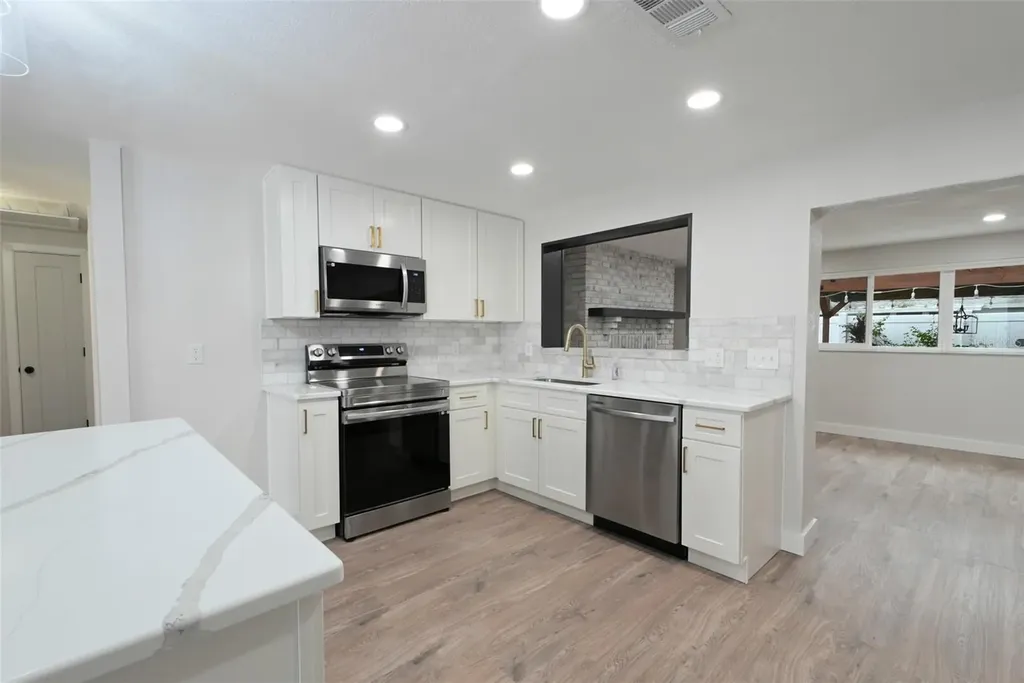 11987 106th Avenue Seminole FL 33778