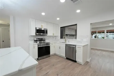 11987 106th Avenue Seminole FL 33778
