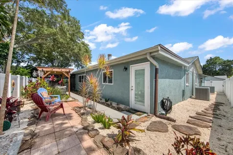 11987 106th Avenue Seminole FL 33778