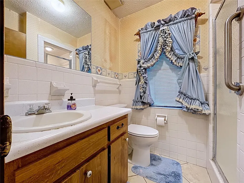 9471 Mcintosh Road Dover FL 33527
