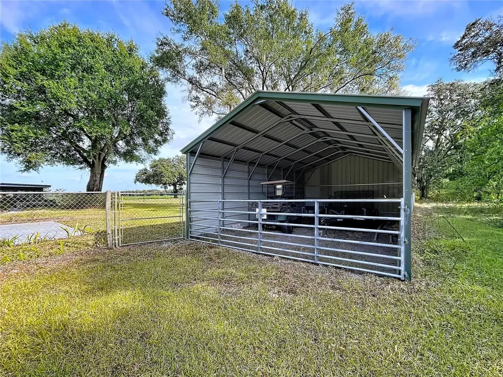 9471 Mcintosh Road Dover FL 33527