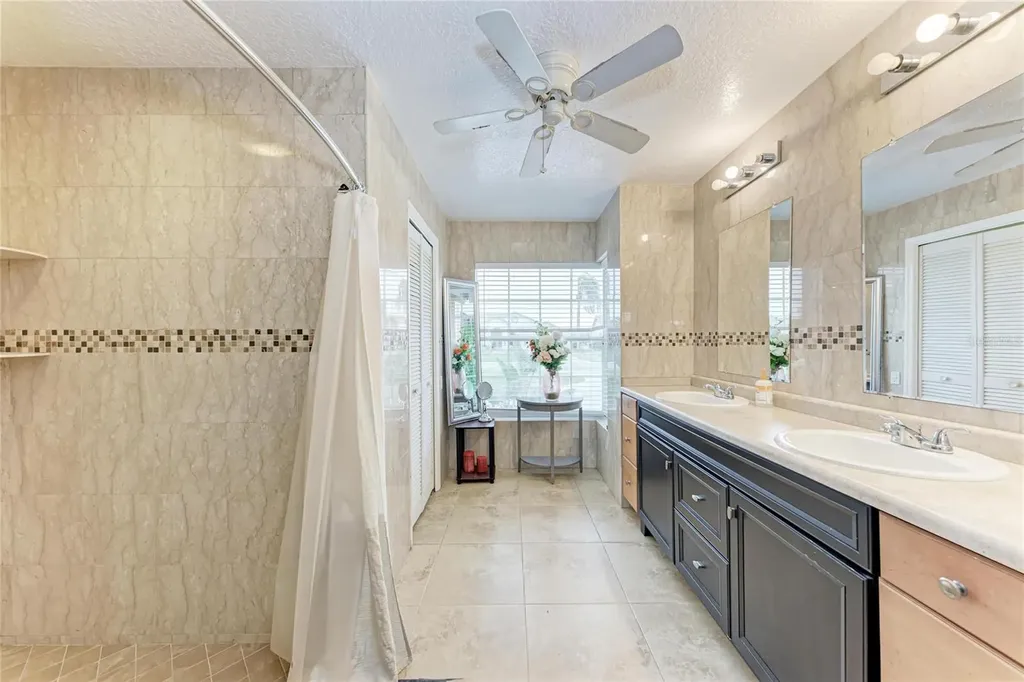 4906 Peridia Boulevard E Bradenton FL 34203