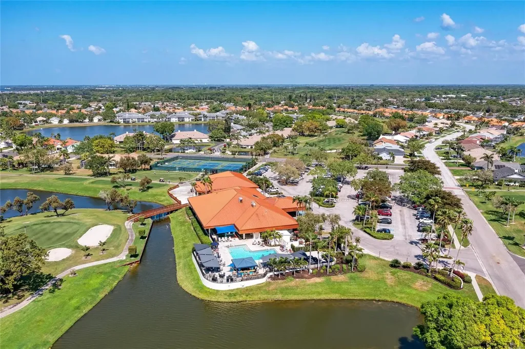 4906 Peridia Boulevard E Bradenton FL 34203