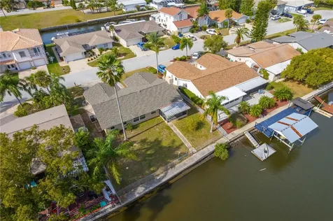 9840 San Sebastian Way Port Richey FL 34668
