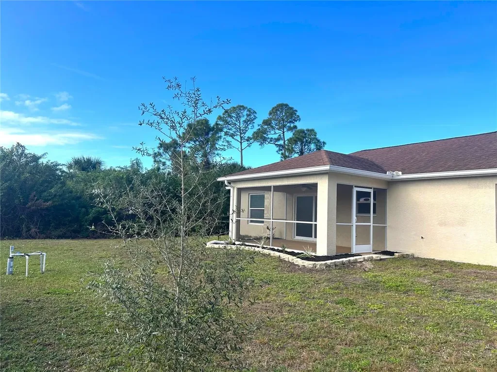 3152 Point Street North Port FL 34286