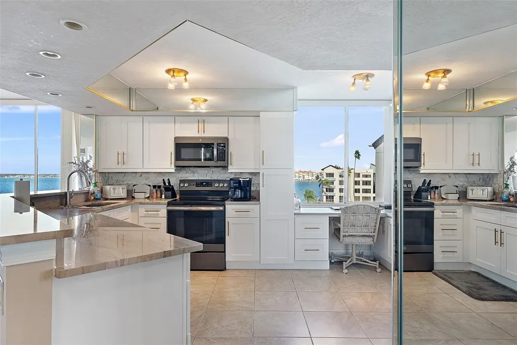 5279 Isla Key Boulevard S St Petersburg FL 33715