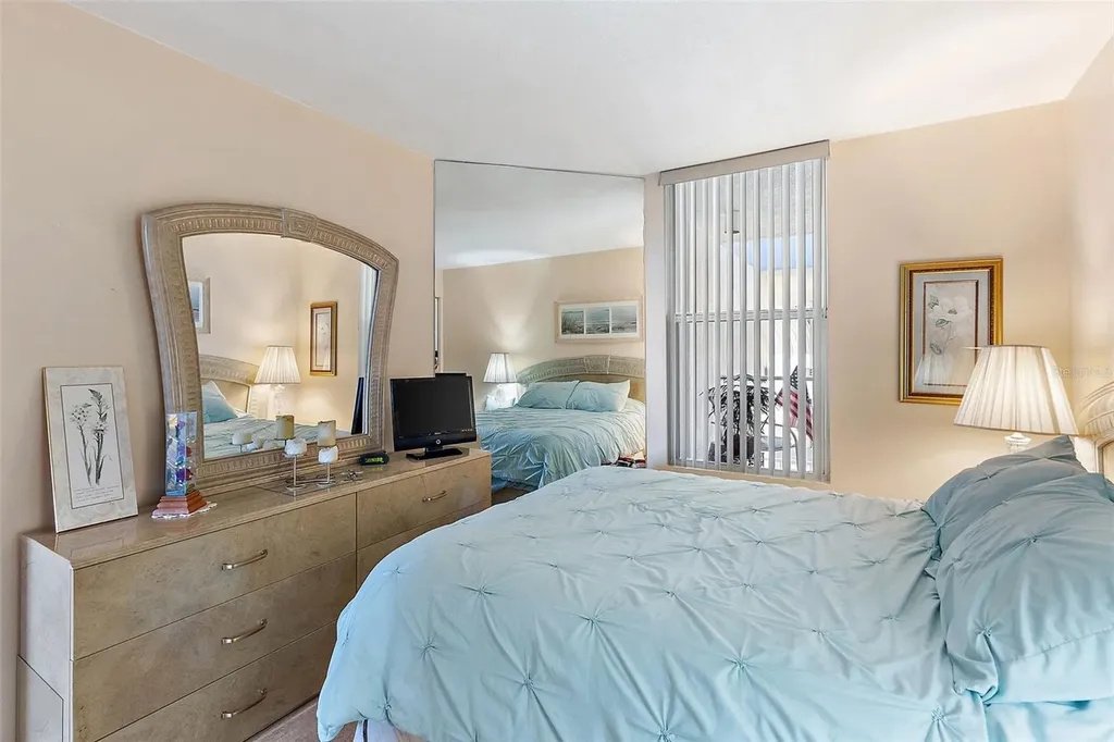 5279 Isla Key Boulevard S St Petersburg FL 33715