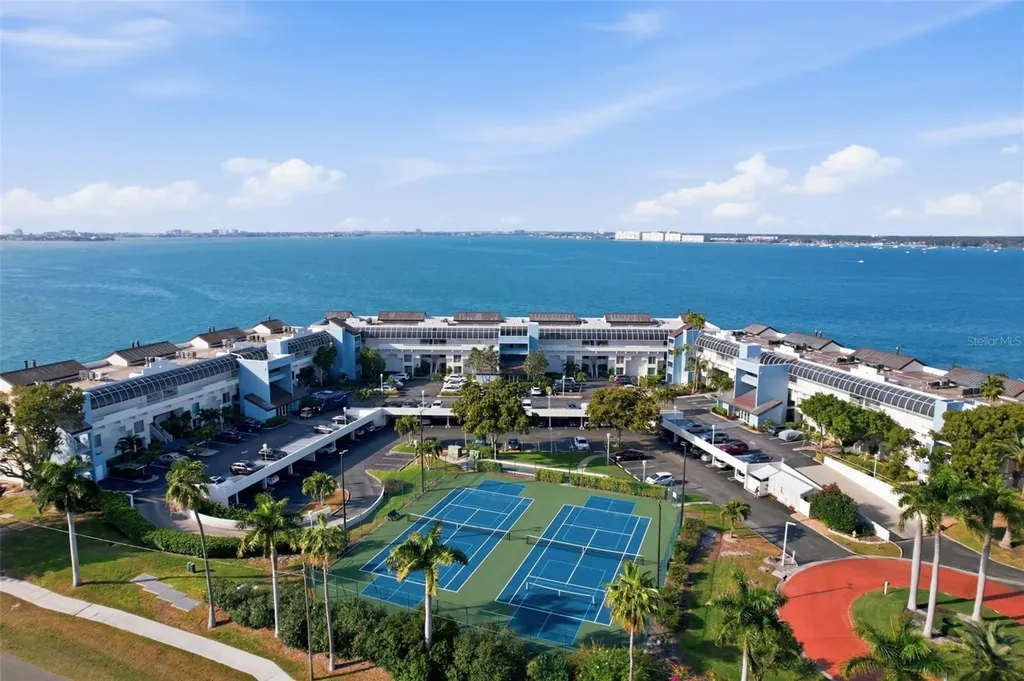 5279 Isla Key Boulevard S St Petersburg FL 33715