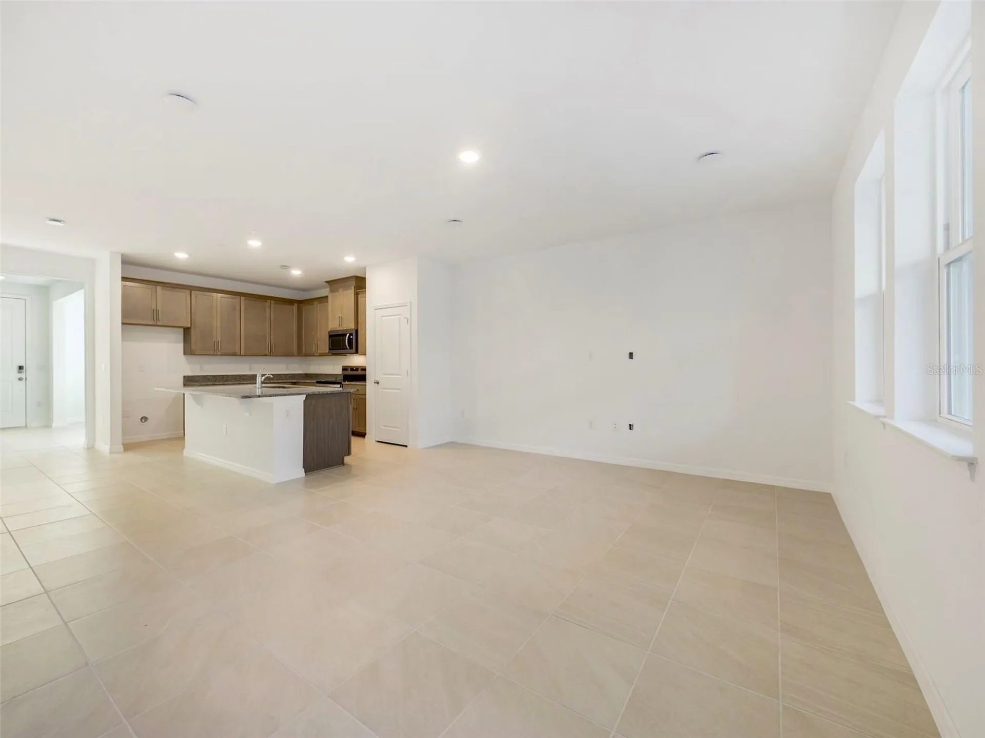 671 Clark Street Oviedo FL 32765