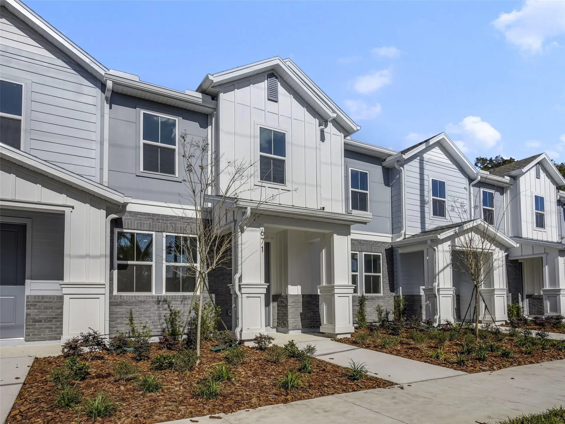 671 Clark Street Oviedo FL 32765