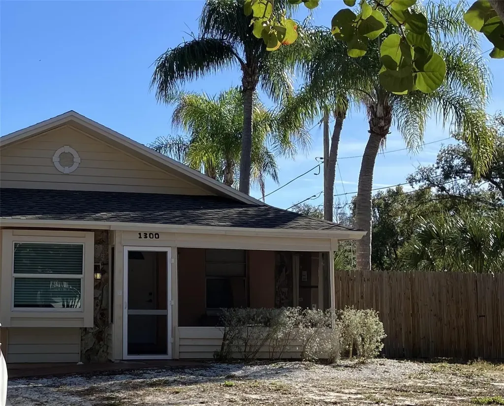 1300 14th Street Palm Harbor FL 34683