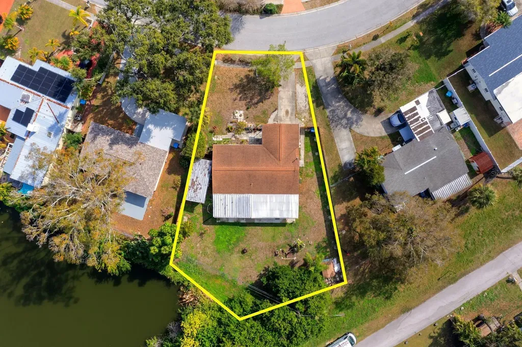 5432 63rd Way N St Petersburg FL 33709
