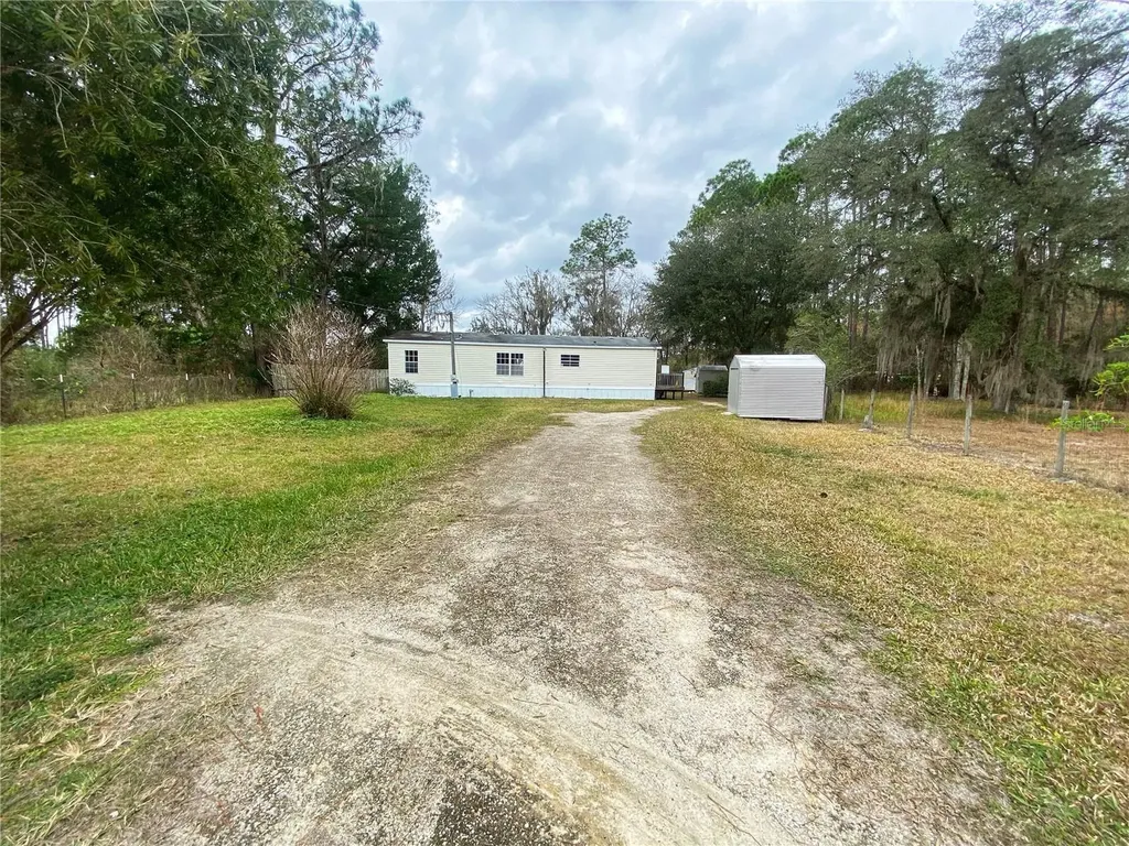 23330 NE 117th Terrace Fort Mc Coy FL 32134