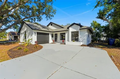5737 Deer Hollow Lane W Sarasota FL 34232