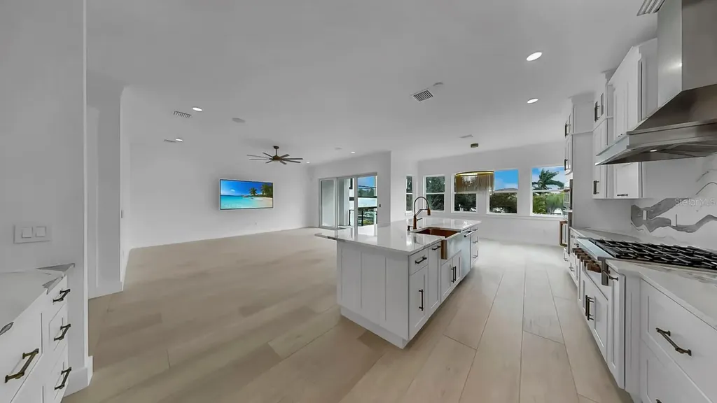 536 Estuary Shore Lane Apollo Beach FL 33572