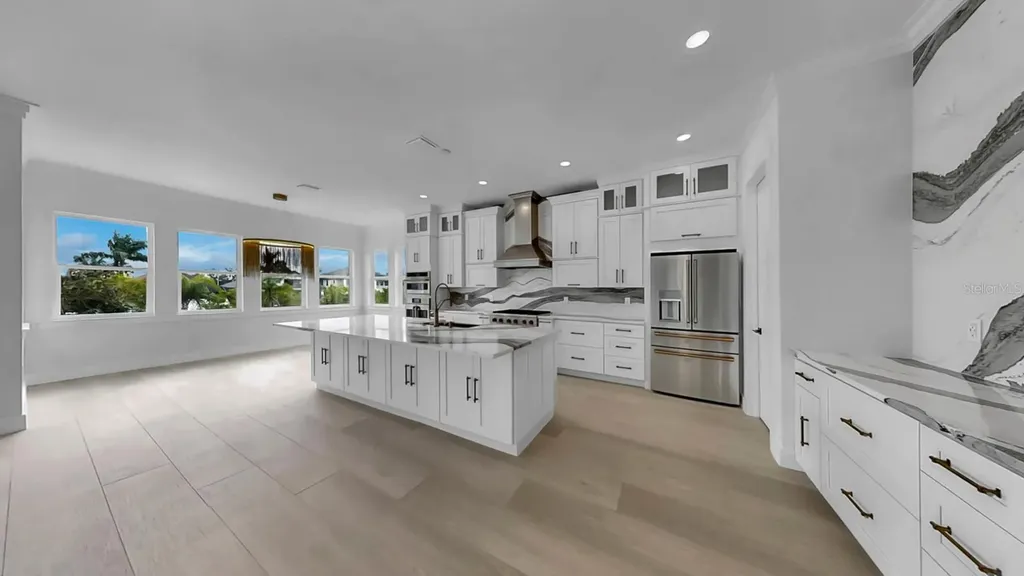 536 Estuary Shore Lane Apollo Beach FL 33572